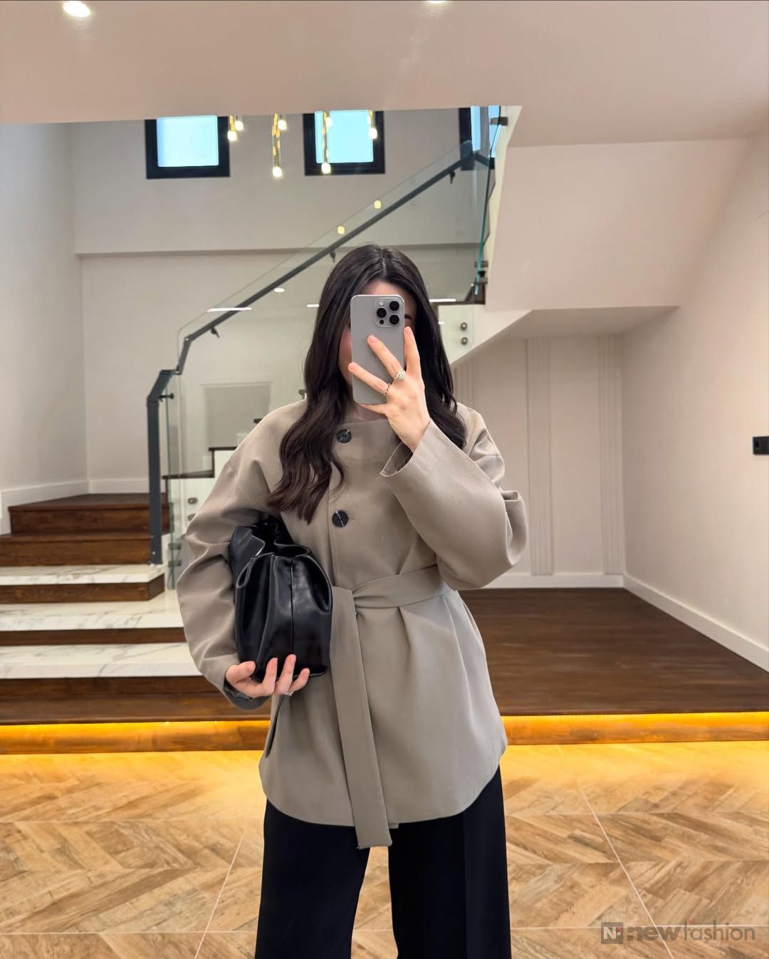 أنسومبل ريفا: اللبسة اللي تْقلب عليك الأنظار وتخليك نْجمة 🌟